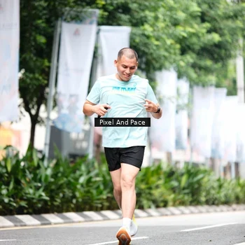 Runner Photo 8613385