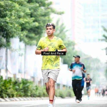 Runner Photo 8613415