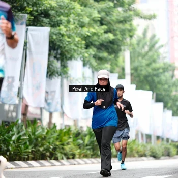 Runner Photo 8613428