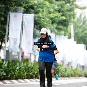 Runner Photo 8613430