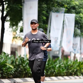Runner Photo 8613544