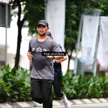 Runner Photo 8613546