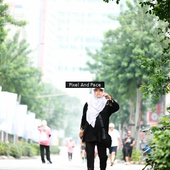 Runner Photo 8613738