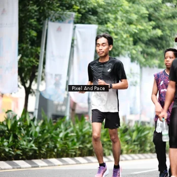Runner Photo 8613752
