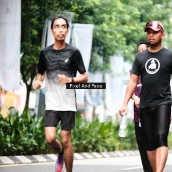 Runner Photo 8613757