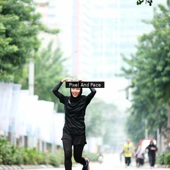Runner Photo 8614001