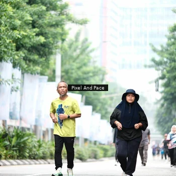 Runner Photo 8614005