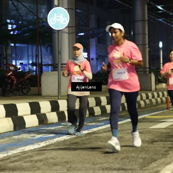 Runner Photo 8614181