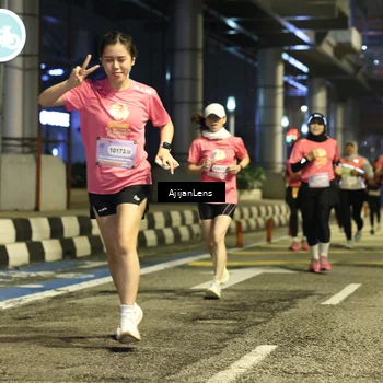 Runner Photo 8614240