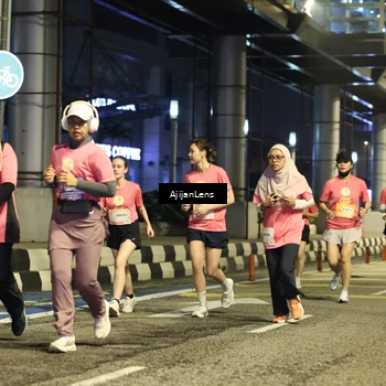 Runner Photo 8614355