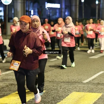 Runner Photo 8614940