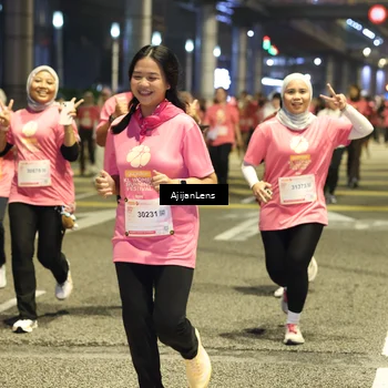 Runner Photo 8615001