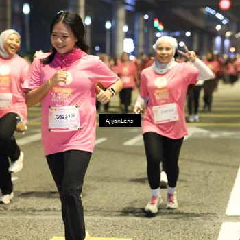 Runner Photo 8615003
