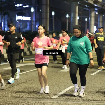 Runner Photo 8615009