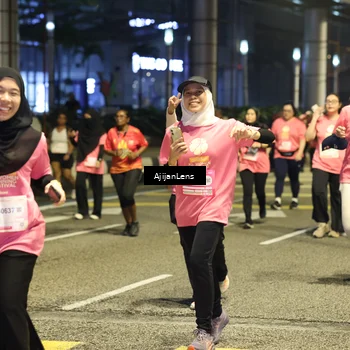 Runner Photo 8615084