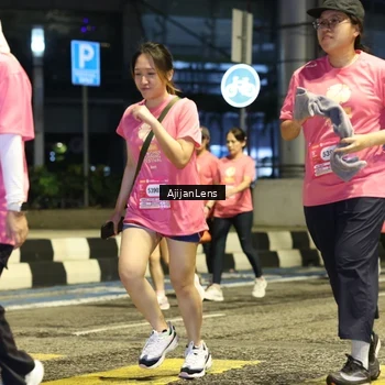 Runner Photo 8615135