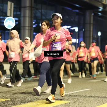 Runner Photo 8615192