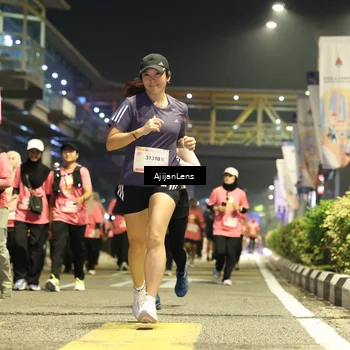 Runner Photo 8615335