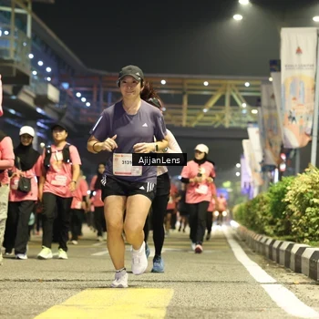 Runner Photo 8615336