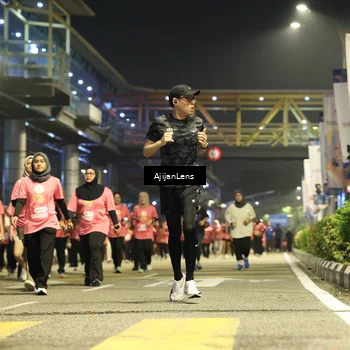 Runner Photo 8615554