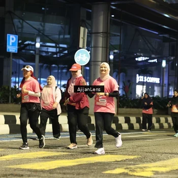 Runner Photo 8616159