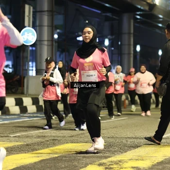 Runner Photo 8616201