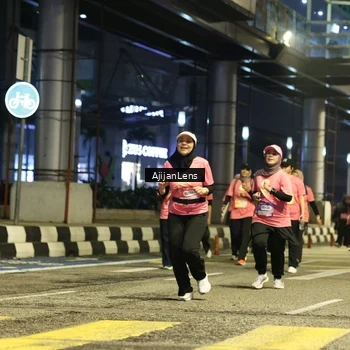 Runner Photo 8616263