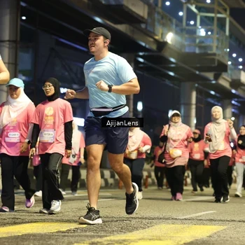 Runner Photo 8616364