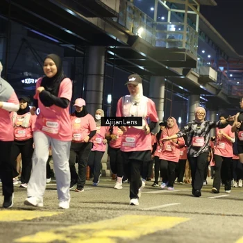 Runner Photo 8616381