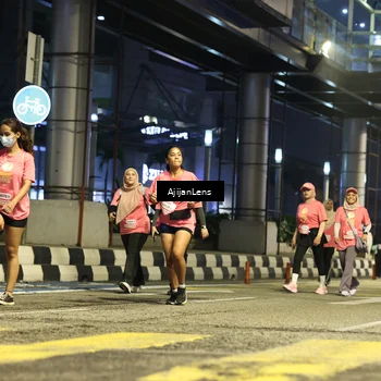 Runner Photo 8616672