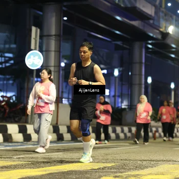 Runner Photo 8616901