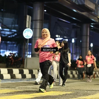 Runner Photo 8617000