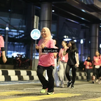 Runner Photo 8617005