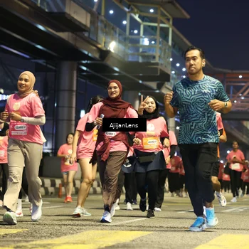 Runner Photo 8617020