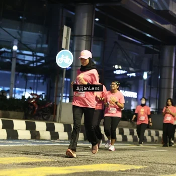 Runner Photo 8617039