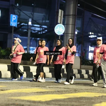 Runner Photo 8617124