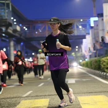 Runner Photo 8617230