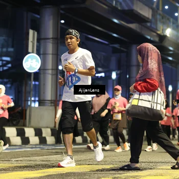 Runner Photo 8617910