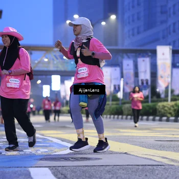 Runner Photo 8618102