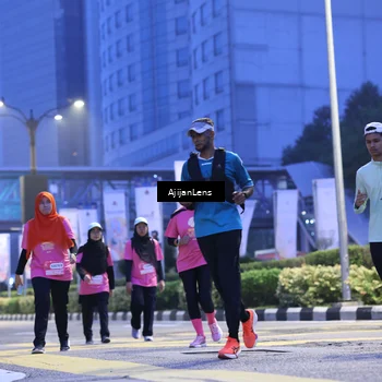 Runner Photo 8618181
