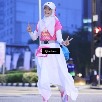 Runner Photo 8618239