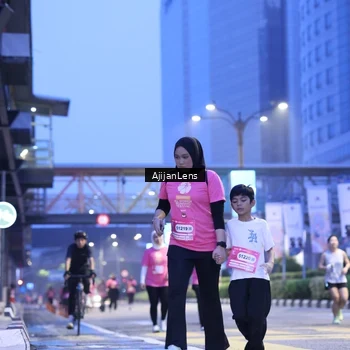 Runner Photo 8618260