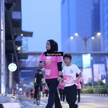 Runner Photo 8618262