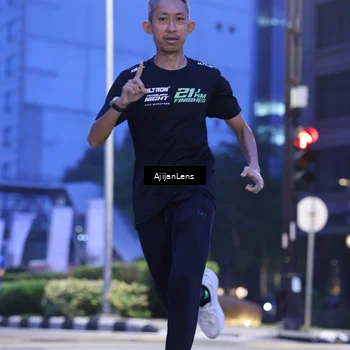 Runner Photo 8618312