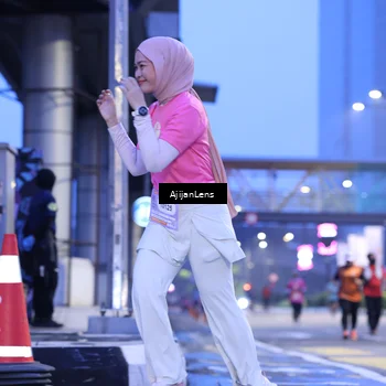 Runner Photo 8618338