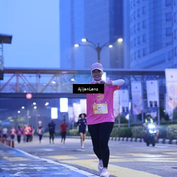 Runner Photo 8618354