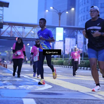 Runner Photo 8618390