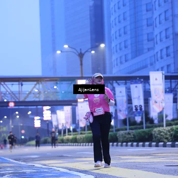 Runner Photo 8618435