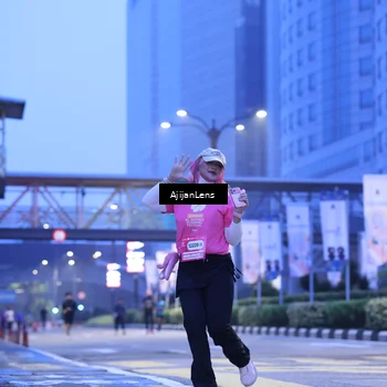 Runner Photo 8618438