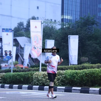 Runner Photo 8618603